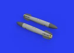 B43-0 Nuclear Weapon w/ SC43-3/ -6 tail assembly 1:48