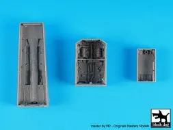 F-111 bomb & wheel bay 1:48