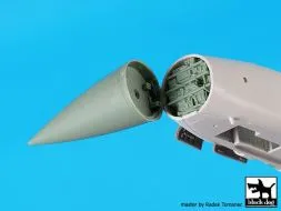 Panavia Tornado spine & radar 1:48