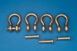 Shackles Type B 1:35