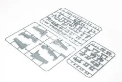 Z-526AFS Akrobat - Weekend 1:48