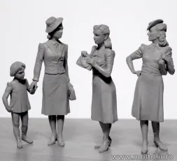 Women of WWII era 1:35