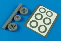 T-28 Trojan wheels & paint masks 1:48