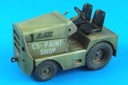 GC-340/SM340 tow tractor (basic) USAF/US ARMY 1:32