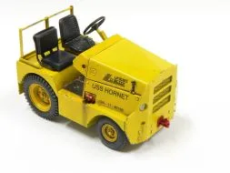 GC-340/SM340 tow tractor US NAVY/ARMY 1:32