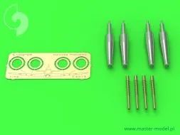 Typhoon Mk IB early cannons with uncovered barrels 1:72